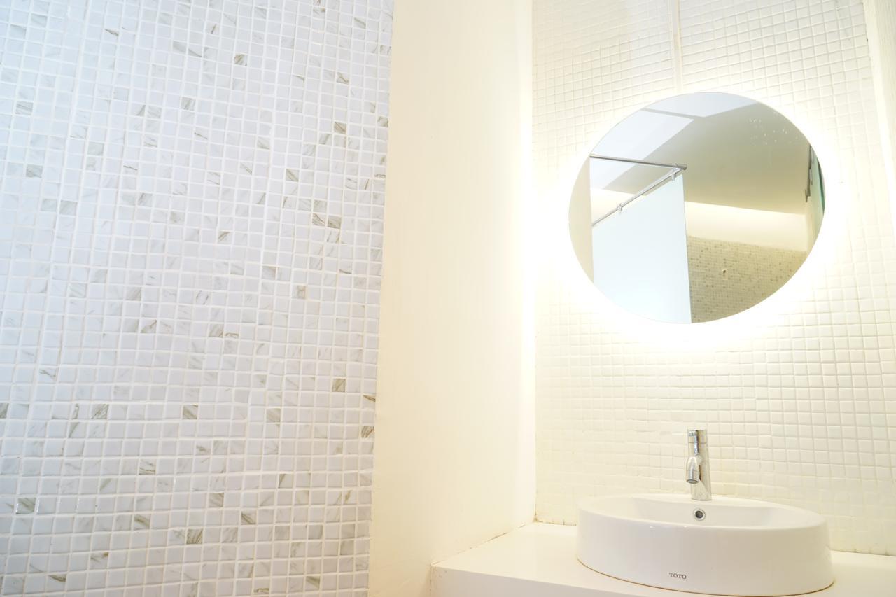 Borough Capsule Hostel Bali Легиан Экстерьер фото